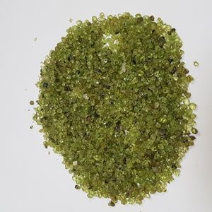 437ct green olivine peridot rough meele lot from china